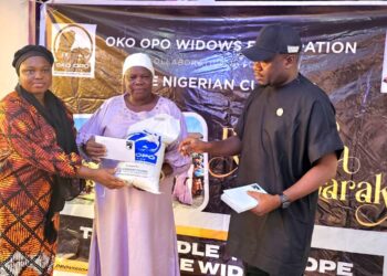 Sallah: Nigeria Customs, Okó Opó Foundation Empower 150 Widows with Rice, Cash