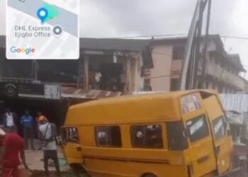 Tragedy in Lagos as Bus Rams Into Pedestrians, Leaves One Dead