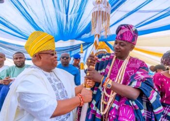 Adeleke Installs Oba Jokotola as New Olojudo of Ido-Osun