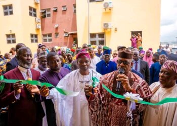Abiodun Approves Use of Amosun Model School for New Federal Varsity in Ogun 