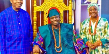 Pastor Adeboye Visits Alaafin of Oyo