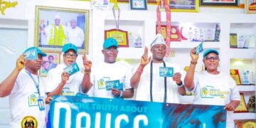 Oba Makama Lauds Dapo Wahab Foundation, Urges NDLEA Chairman’s Support