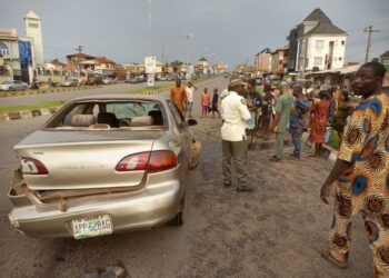 Lone Crash on Sapon Bridge Injures Victims, Traffic Disrupted