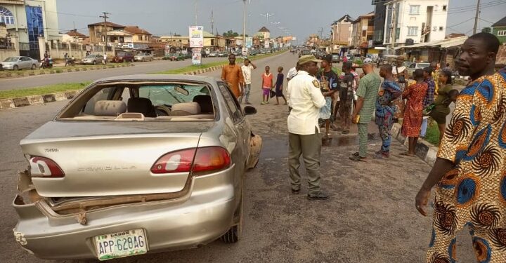Lone Crash on Sapon Bridge Injures Victims, Traffic Disrupted