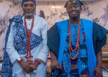 Owu, Oyo Strengthen Ties as Alaafin Visits Olowu in Abeokuta