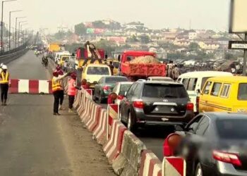 Eid Rush: Transporters Hike Fares as Gridlock Cripples Lagos-Ibadan Expressway, Others
