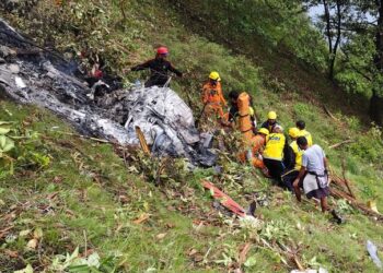 Seven Killed as Helicopter Carrying Hindu Pilgrims Crashes in India