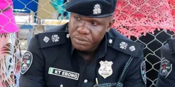 Police Officer Rejects N800,000 Bribe to Free Robbery Suspect in Akwa Ibom