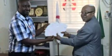 EFCC Recovers, Hands Over N100m Mining Sector Funds to Ministry in Uyo