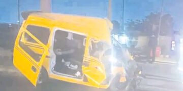 Driver Dies After Ramming Into Commercial Bus in Lagos