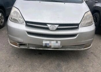 Driver Abandons Car Loaded With Cannabis in Lagos