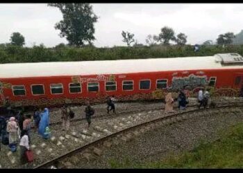 Several Carriages Overturn as Abuja–Kaduna Train Derails