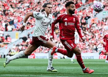 Arsenal Suffer First Defeat as Liverpool Win 1-0 at Anfield