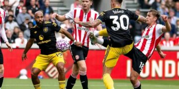 Brentford sink Manchester United 3–1, pile more pressure on Amorim