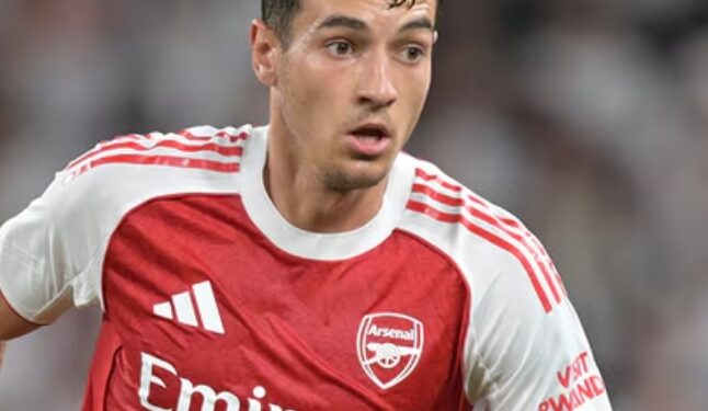 Arsenal defender Jakub Kiwior joins Porto on season-long loan