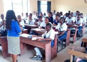 Ogun Govt Enforces 6-Year Textbook Policy, Bans Extravagant Graduation Parties