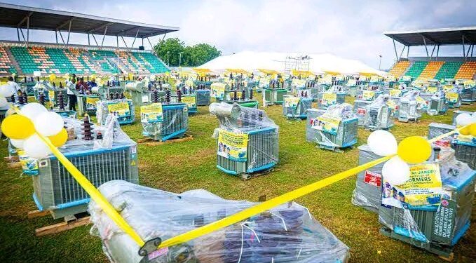 ‘Stop Blackmailing Our Senator,’ Ogun Students Warn Over Yayi Transformer Controversy