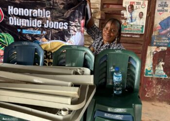Hon. Olumide Jones Donates Furniture and Financial Support to PDP Ifo Secretariat