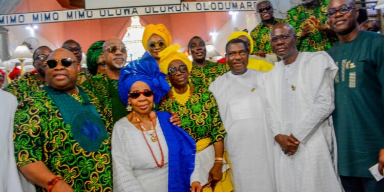L-R: Osun State Governor, Ademola Adeleke; Ogun State Governor, Prince Dapo Abiodun; the celebrant, Chief (Mrs.) Victoria Abiodun; wife of the former president, Chief (Mrs.) Bola Obasanjo; Secretary to the Government of the Federation, Sen. George Akume; Lagos State Governor, Mr. Babajide Sanwo-Olu and the Oyo State Governor, Engr. Seyi Makinde, at the 90th birthday Thanksgiving service of Chief (Mrs.) Victoria Abiodun, held at the St. James Anglican Church, Iperu-Remo on Wednesday.