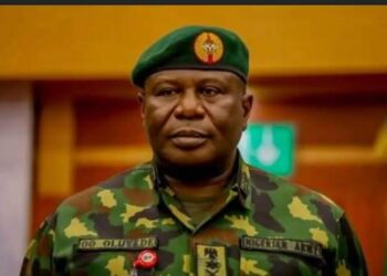 Tinubu Sacks Service Chiefs, Appoints Oluyede as Defence Chief