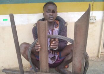 Bricklayer Arrested for Allegedly Stealing Railway Tracks in Ogun 