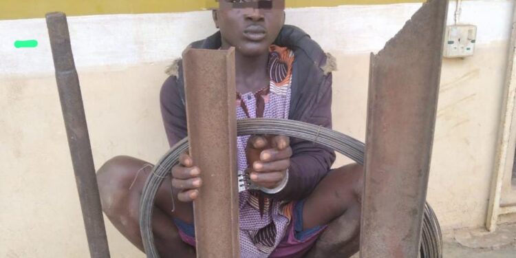 Bricklayer Arrested for Allegedly Stealing Railway Tracks in Ogun 