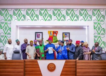 Makinde signs N892bn 2026 budget, vows to cut reliance on federal allocation