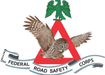 Four die as bus crashes into stationary truck in Kogi