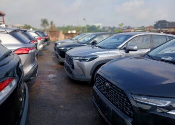 Abiodun Fulfils Pledge, Hands Over SUVs to Ogun LG Chairmen.