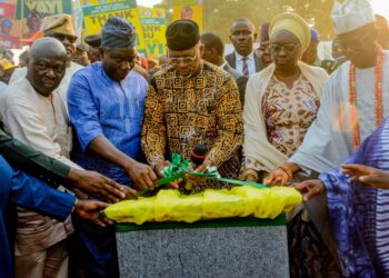 Abiodun Commissions Imeko Afon Road, Orders Reconstruction of Olorunda Imeko Road