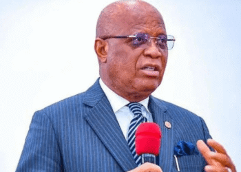 “I Said Build a Hospital” — Governor Eno Rebukes Contractor Over Project Priorities