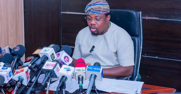 Osun Assembly Accuses Oyetola of Illegal Control, Diversion of LG Funds