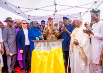 Abiodun Unveils Lantoro–Oke-Yidi Road, Lists 39 Projects in Ogun Central