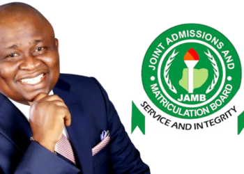 4,000 Ogun Students Benefit as Senator Adeola Yayi Pays 2026 JAMB Fees