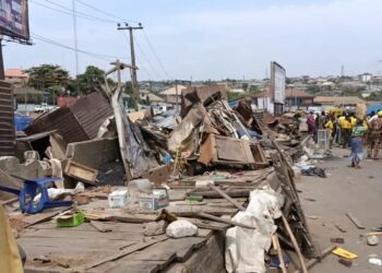 Ogun govt clears Sango Tollgate shanties over rising accidents