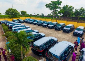Gov. Abiodun gifts 40 SUVs to Obas, warns against hostility to investors