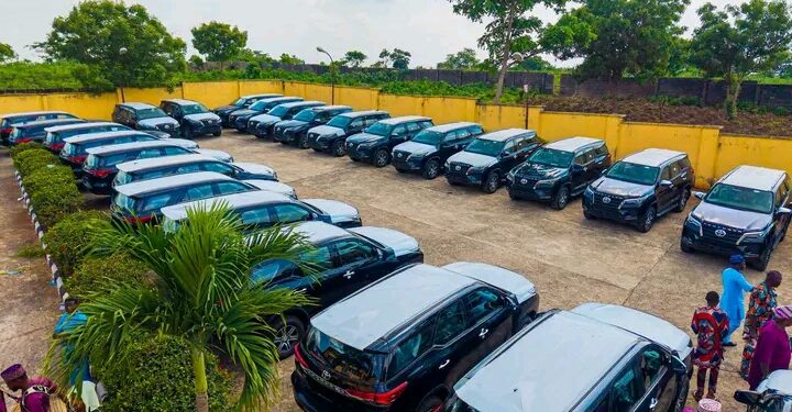 Gov. Abiodun gifts 40 SUVs to Obas, warns against hostility to investors