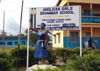 Gas leak hits Ogun schools again, over 100 students hospitalised