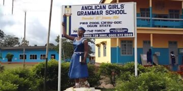 Gas leak hits Ogun schools again, over 100 students hospitalised
