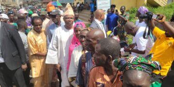 Amosun, Afuape Appear at APC Presidential Primary Ward Exercise Amid Massive Crowd in Abeokuta