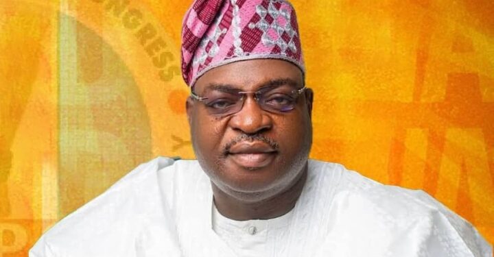 “I’m Still in the Race” — Hunye Dismisses Disqualification Rumours as Supporters Flood Polling Unit