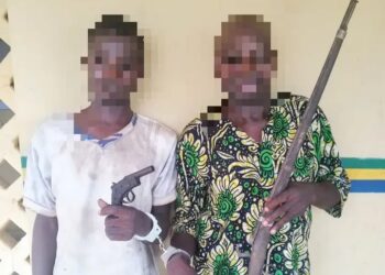 Ogun Police Arrest Father, Son, Three Others Over Firearms, Phone Theft