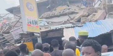 Many Trapped As Lagos Building Collapses