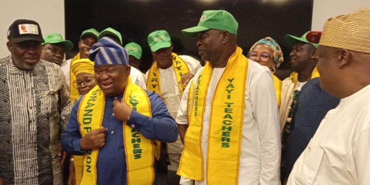Ogun 2027: Senator Adeola Courts Aggrieved Politicians, Promises Inclusive Government