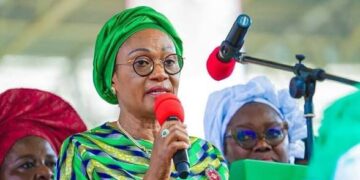 Selling Akara, Roasted Corn, Kuli Kuli Can Change Lives, Remi Tinubu Urges Nigerians