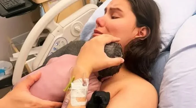 Canadian woman gives birth in sleep, discovers newborn under blanket