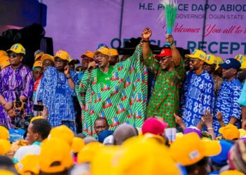 2027: Abiodun Receives PDP, ADC Defectors, Says Opposition Has Nothing to Campaign With