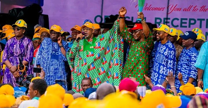 2027: Abiodun Receives PDP, ADC Defectors, Says Opposition Has Nothing to Campaign With