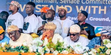 GNI, Elemide, Mustapha, Others Celebrate Senator Adeola’s 57th Birthday