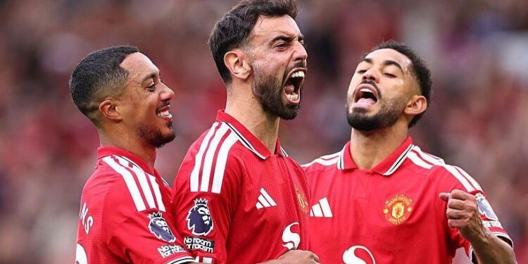 Man United Recover From Hull Defeat With 5-2 Win Over Ipswich